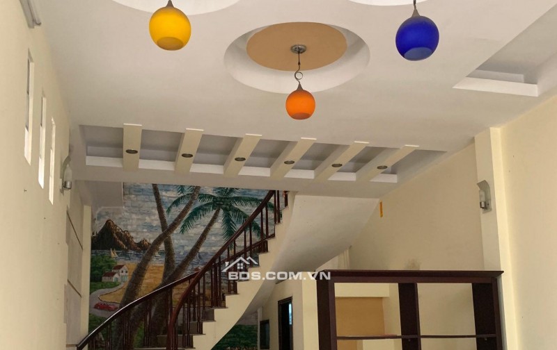 Bán Nhà. Khương Đình . Thanh Xuân 80m x 3T x Mặt tiền 4.3m . Giá 14,5 tỷ